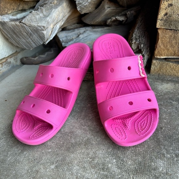CROCS classic pink Iconic Comfort sandal Sz-W7 & M5.    I - Picture 2 of 10